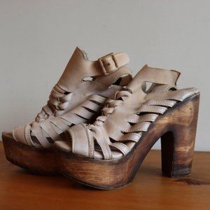 Tan Leather Steve Madden Free Bird Heels